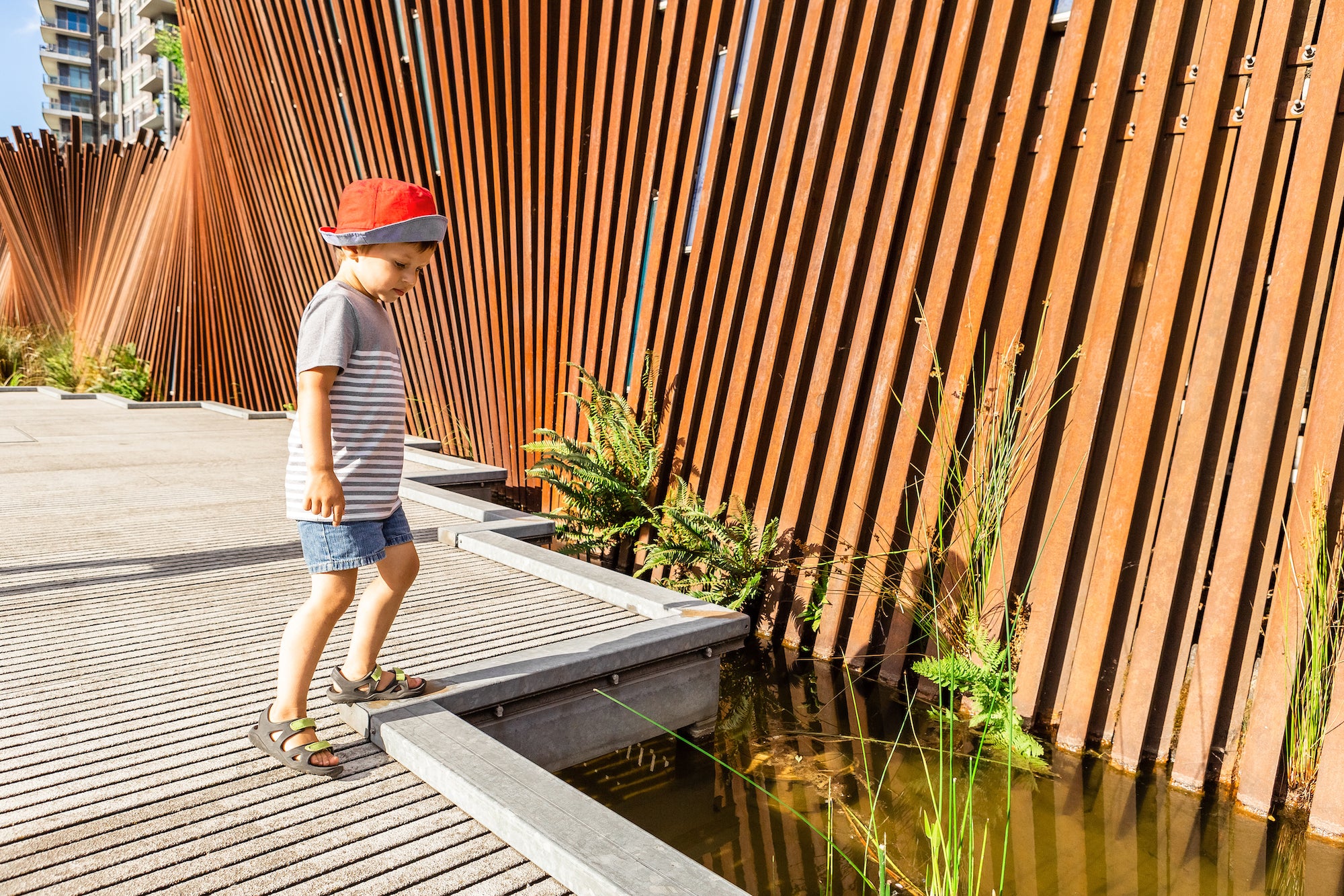 H & S Metalcraft - Outdoors corten steel Fencing art