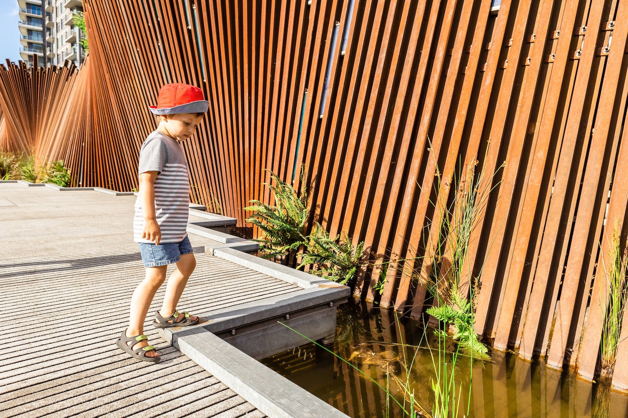 H & S Metalcraft - Outdoors corten steel Fencing art 